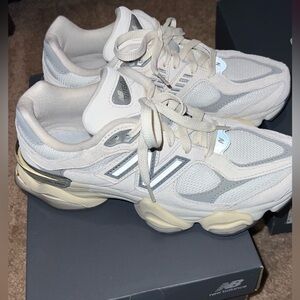 New Balance 9060 Sneakers